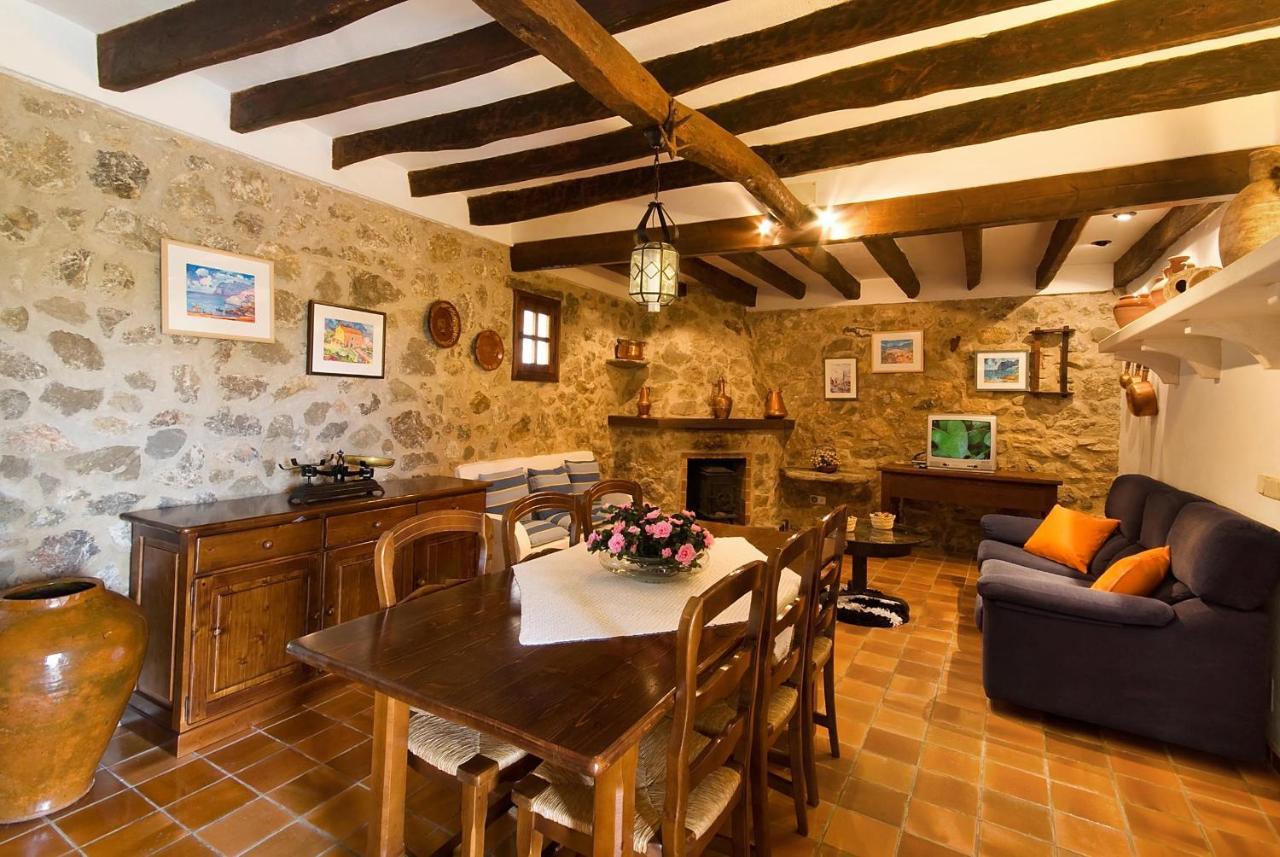 Villa Piedra Port de Pollença Buitenkant foto